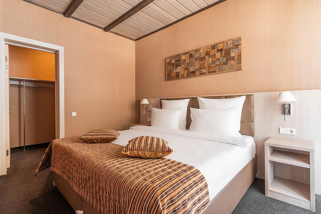 Семейный 2-местный 2-комнатный (с кухней и 1 спальней)