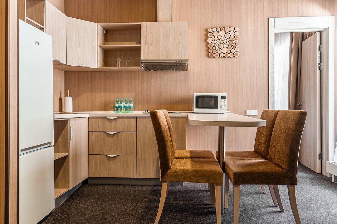 Семейный 2-местный 2-комнатный (с кухней и 1 спальней)