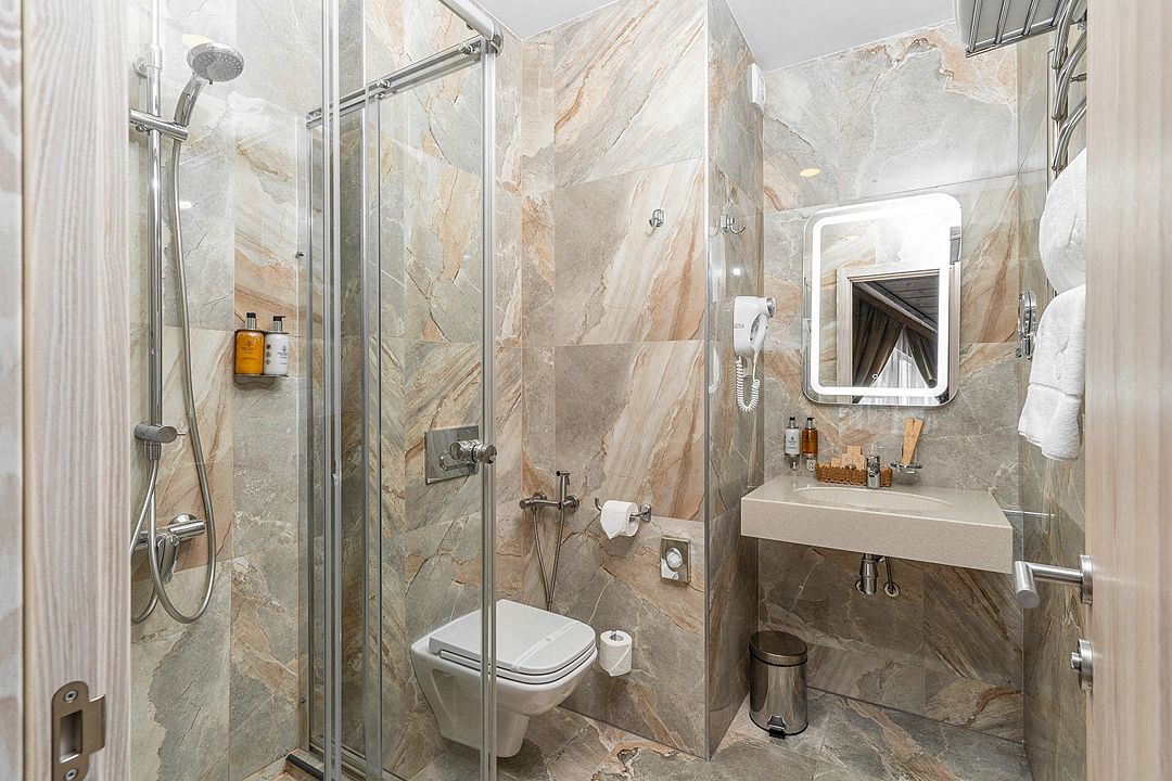 Семейный 4-местный 2-комнатный (с кухней и с 2 спальнями)