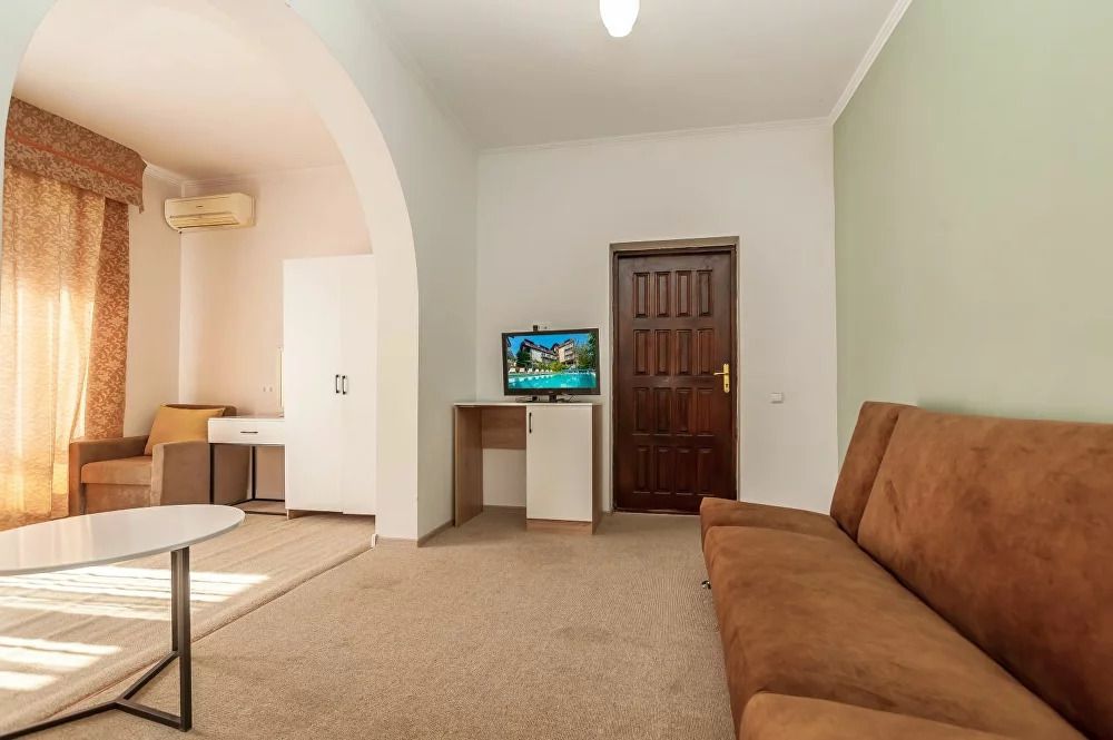 Студио 4-местный (2 этаж, корпус №1)