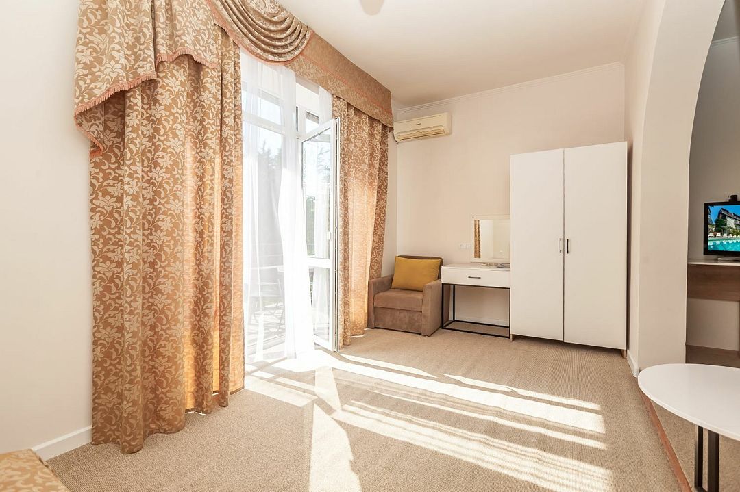 Студио 4-местный (2 этаж, корпус №1)