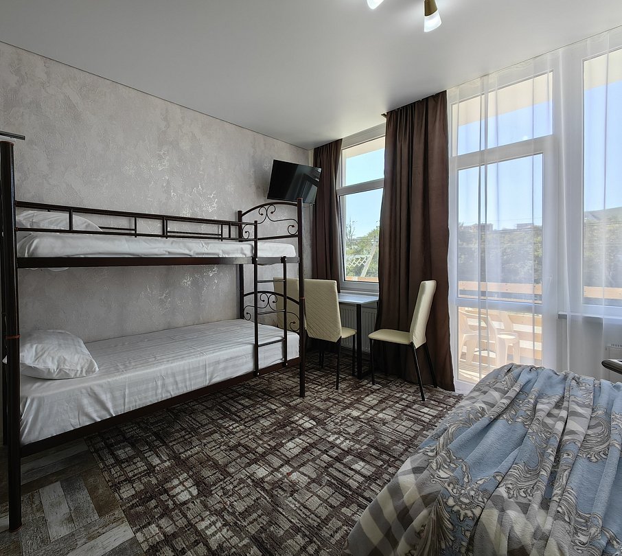 Студио 3-местный 1-комнатный (с мини-кухней)