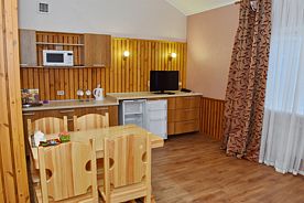 Двухместный люкс двуспальная кровать, Отель Эдельвейс, село Абзаково