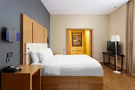 Двухместный номер Deluxe двуспальная кровать, Отель Novotel Resort and spa Krasnaya Polyana, Красная поляна