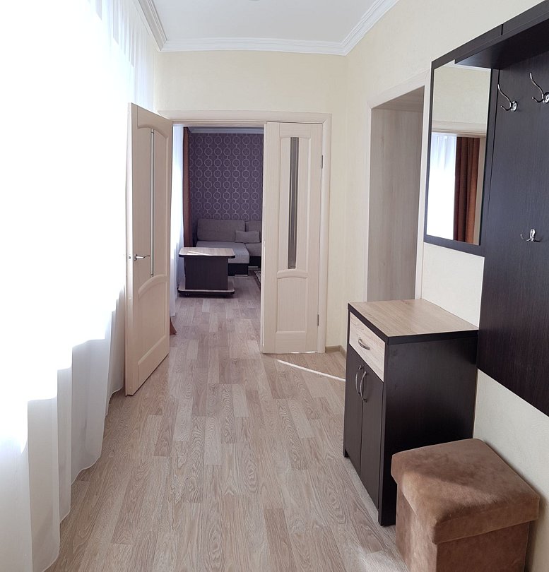 главный корпус №412_прихожая