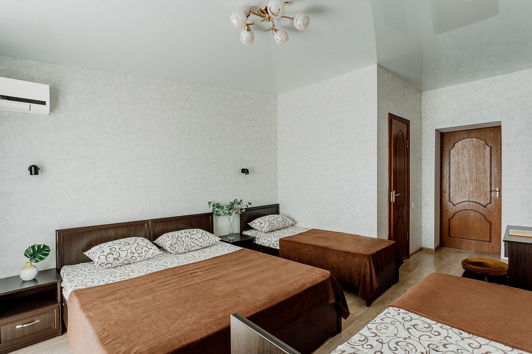 Стандартный 4-местный 1-комнатный