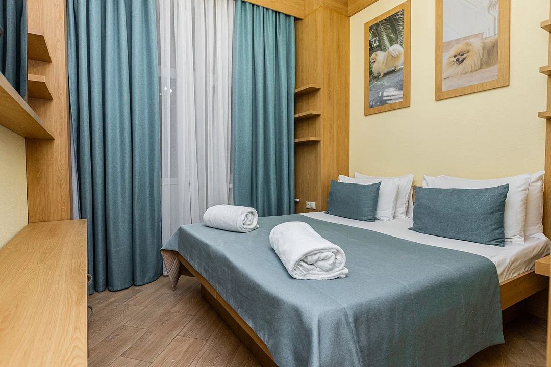 Люкс с балконом Люкс 2-местный 2-комнатный (с балконом)