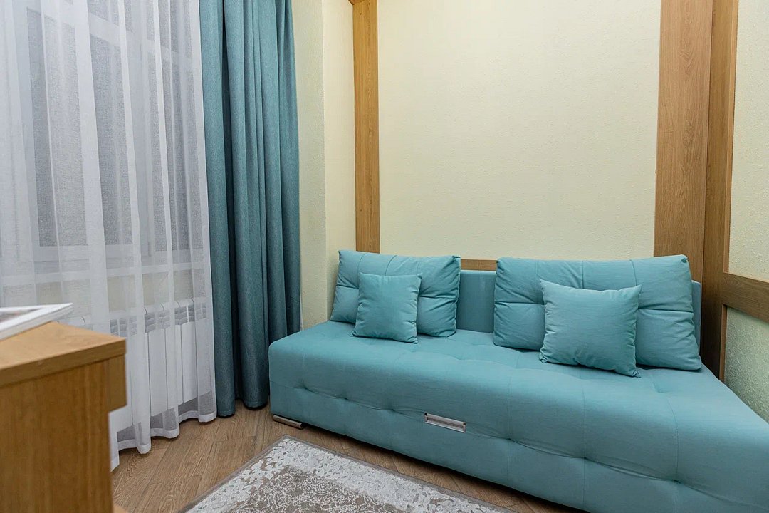 Люкс с балконом Люкс 2-местный 2-комнатный (с балконом)