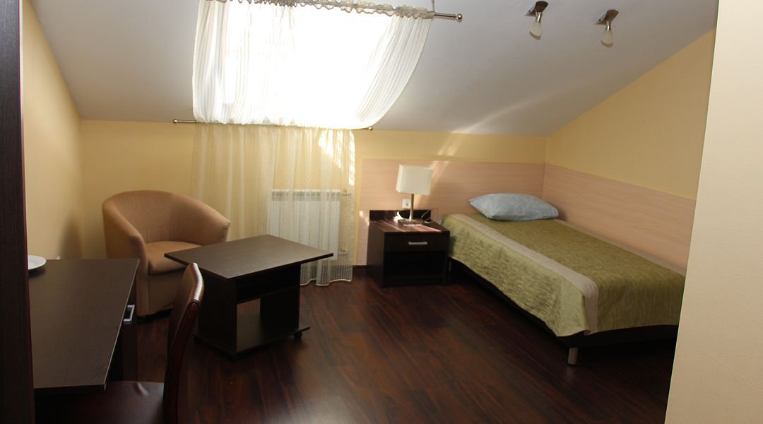 Стандартный 1-местный (мансарда)