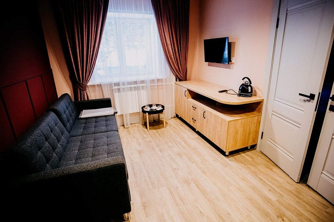 Люкс Стандартный 4-местный (2 этаж)