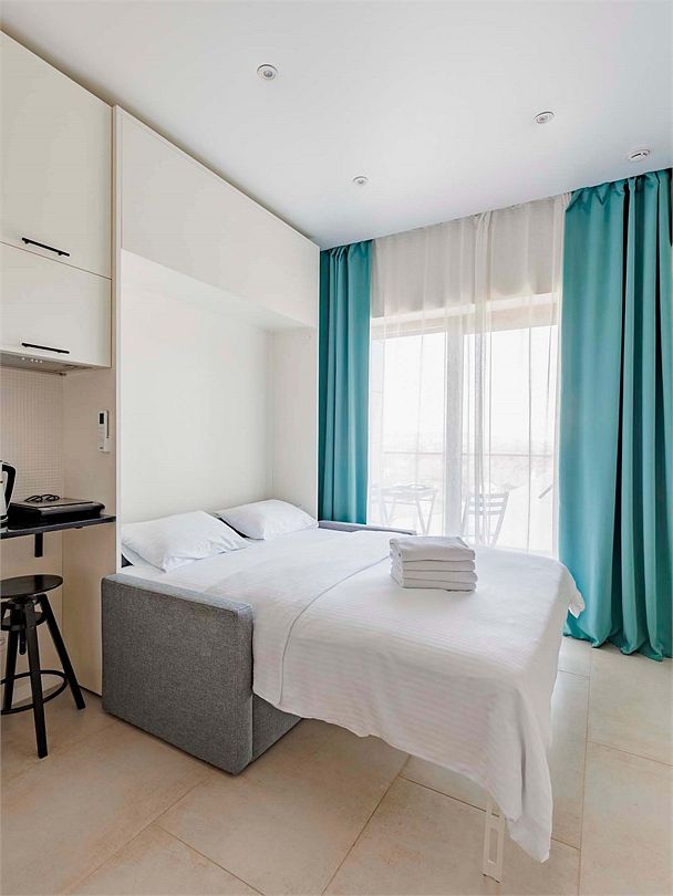 Стандартный 4-местный (с балконом и вид на море)