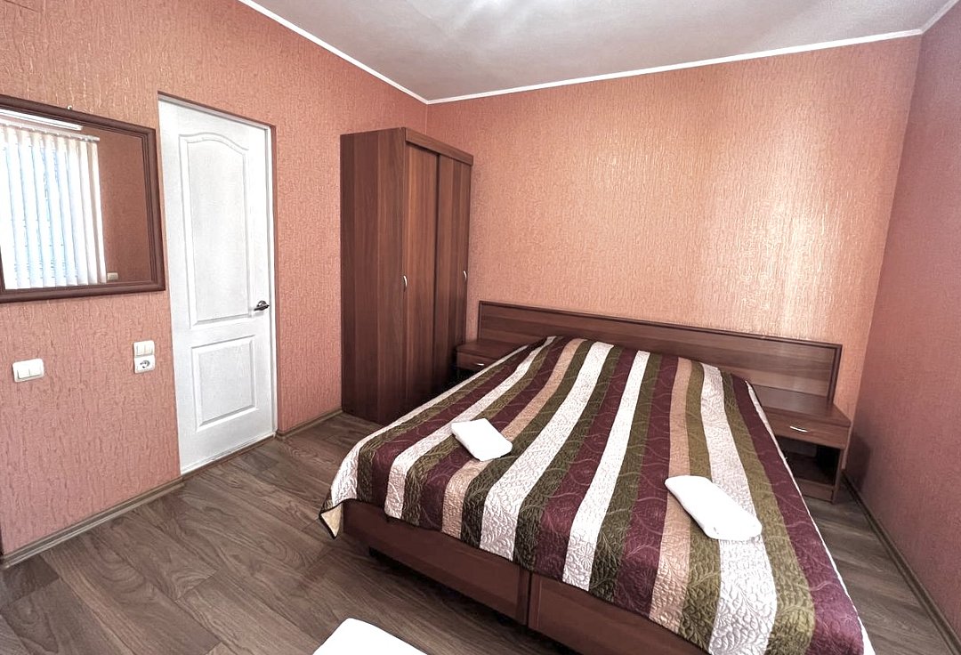 Комфорт 2-местный 1-комнатный (корпус 1,2)