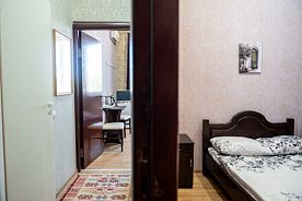 Четырёхместный номер Comfort с 2 комнатами, Гостиница Lucky-House, Волгоград