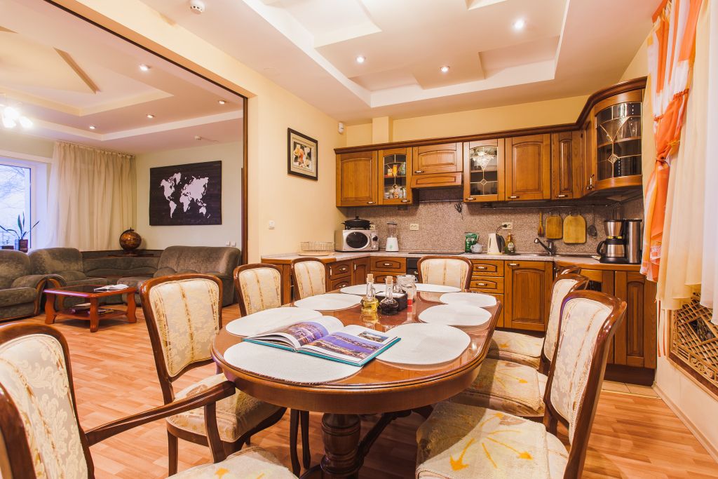 Вилла-Центр, вид на море и центральную площадь, Приморский край: фото 4