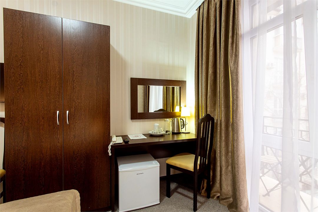 Стандартный 2-местный 1-комнатный DBL/TWIN (с балконом)