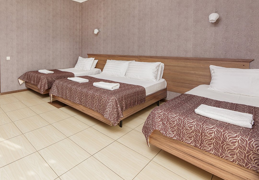 Стандартный 4-местный 1-комнатный