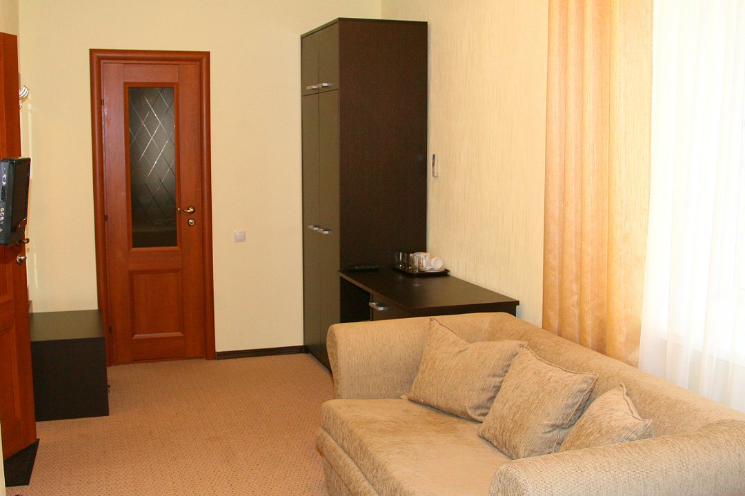 Полулюкс №211, 311