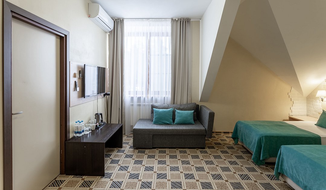 Джуниор 4-местный 2-комнатный Junior +