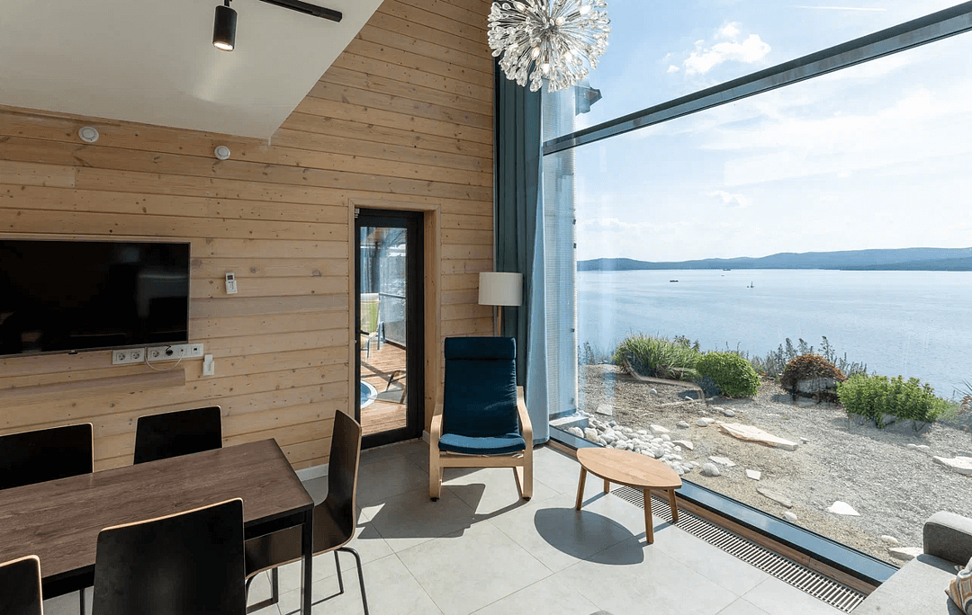 Коттедж 2-местный Senior Spa Lake (№10)