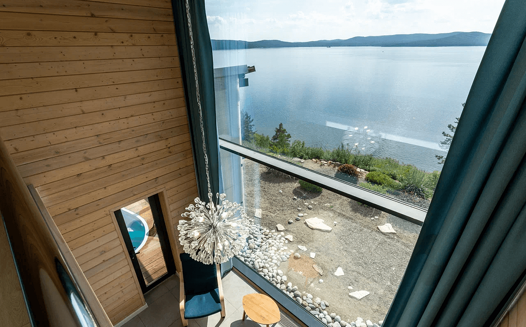 Коттедж 2-местный Senior Spa Lake (№10)