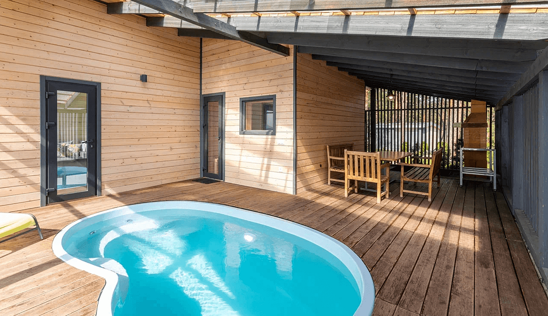 Коттедж 2-местный Senior Spa Lake (№10)