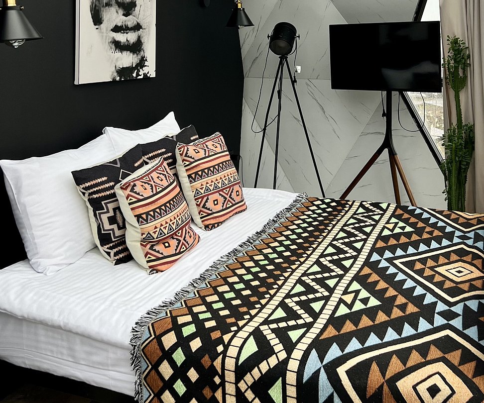 Стеклянный купольный дом