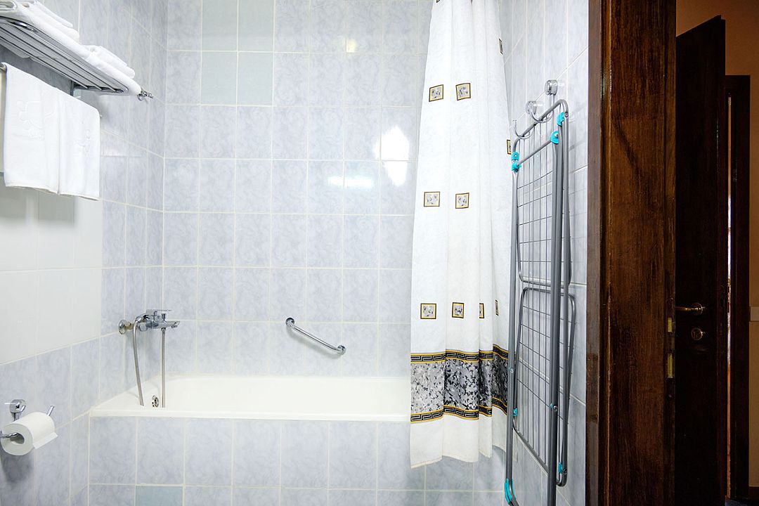 Люкс 2-местный 2-комнатный (DBL/TWIN)