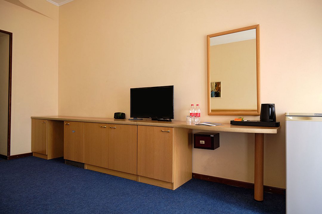 Полулюкс 2-местный 1-комнатный (DBL/TWIN)