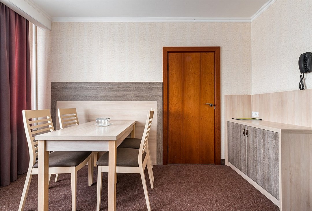 Стандартный 4-местный 2-комнатный