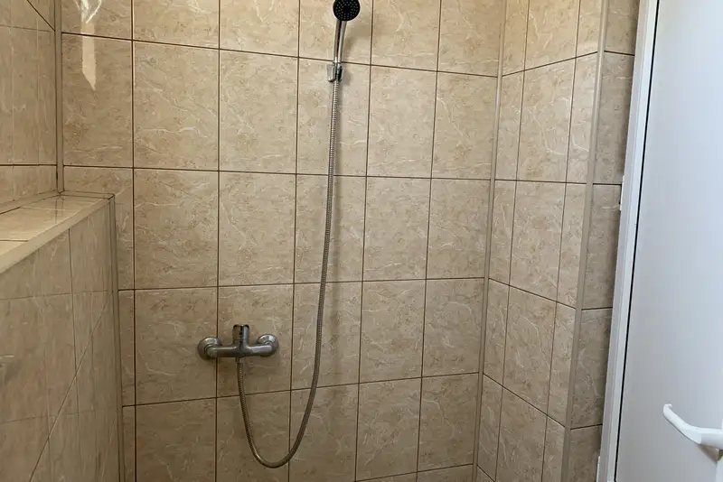 Санузел с душем на этаже