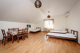 Семейный стандарт 2-х комнатный с кухней, видом на озеро, бассейн, лес, Отель Винтаж, Абрау-Дюрсо