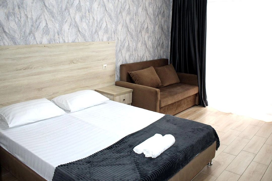 Стандартный 2-местный (с балконом и диваном)