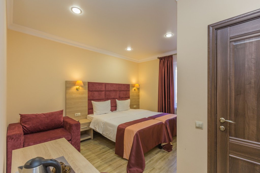 Гостевой дом Эверест, Республика Кабардино-Балкария, Терскол Поляна Азау Байдаево