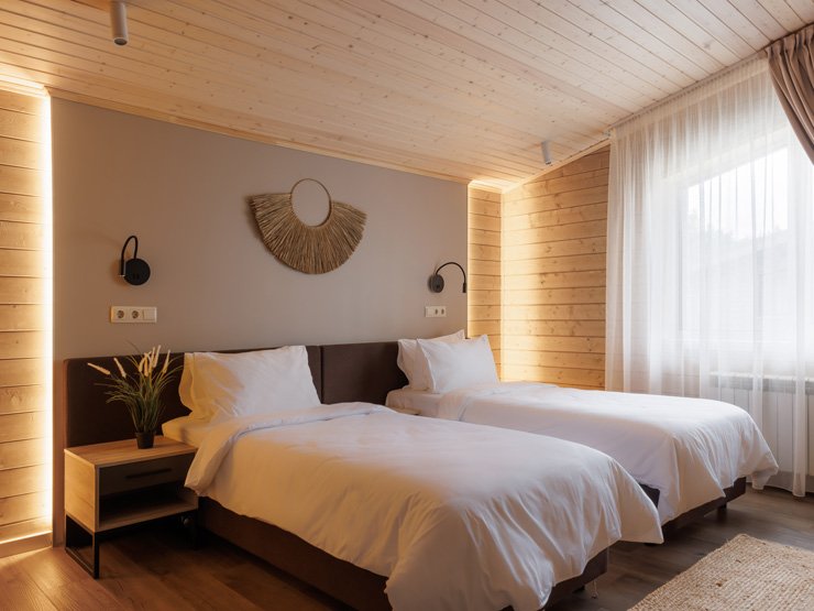 Коттедж 10-местный 2-этажный (с камином)