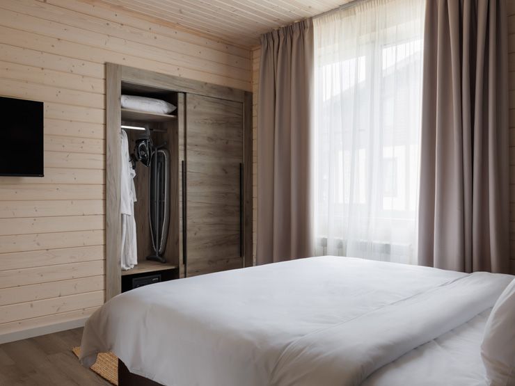 Коттедж 10-местный 2-этажный (с камином)