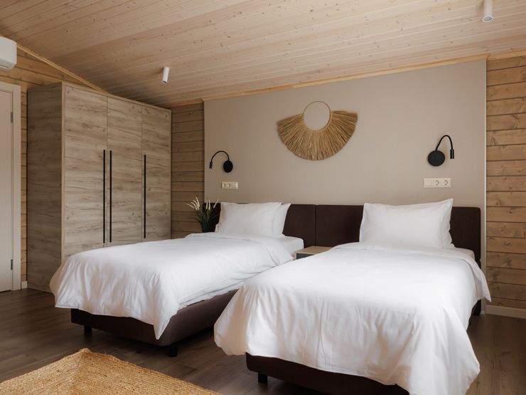 Коттедж 10-местный 2-этажный (с камином)