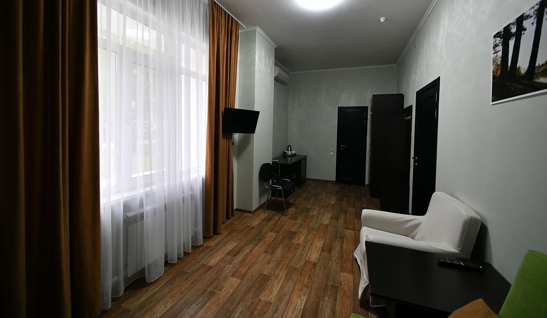 Люкс 2-местный 2-комнатный (№209)