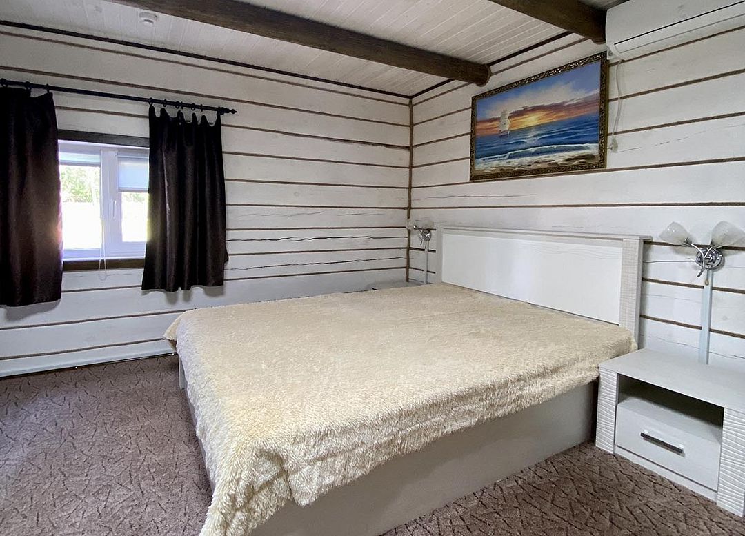 Коттедж 2-местный VIP (улица Лесная) с сауной