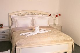 Двухместный Джуниор Сюит Свадебный двуспальная кровать, Гостиничный комплекс Ангара, Иркутск