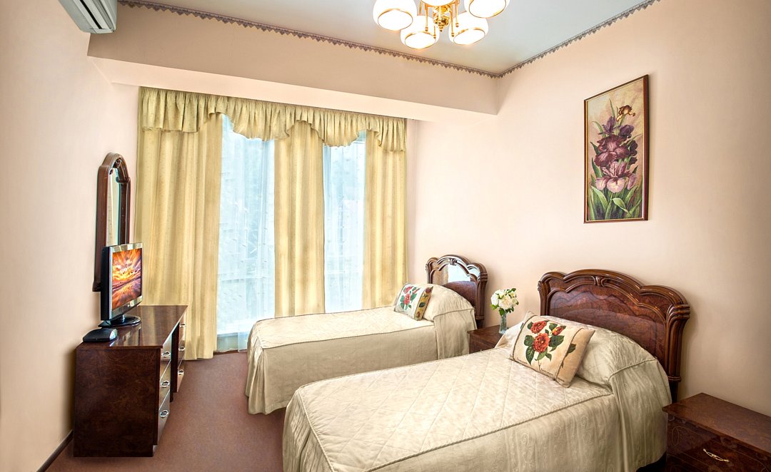 Комфорт 2-местный 2-комнатный основной корпус