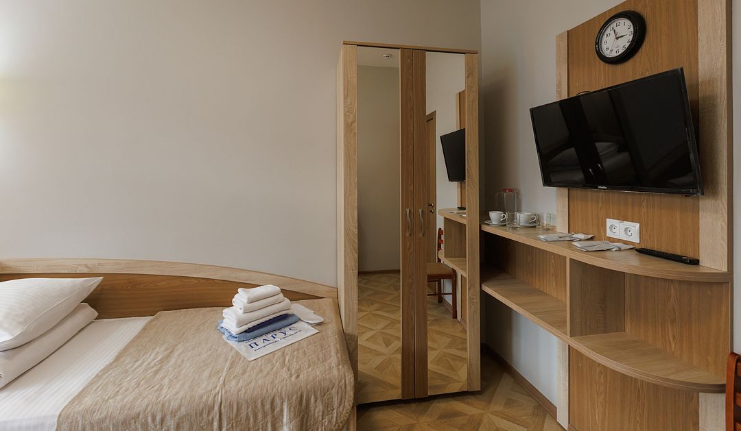 Стандартный 2-местный 2-комнатный (блочного типа)