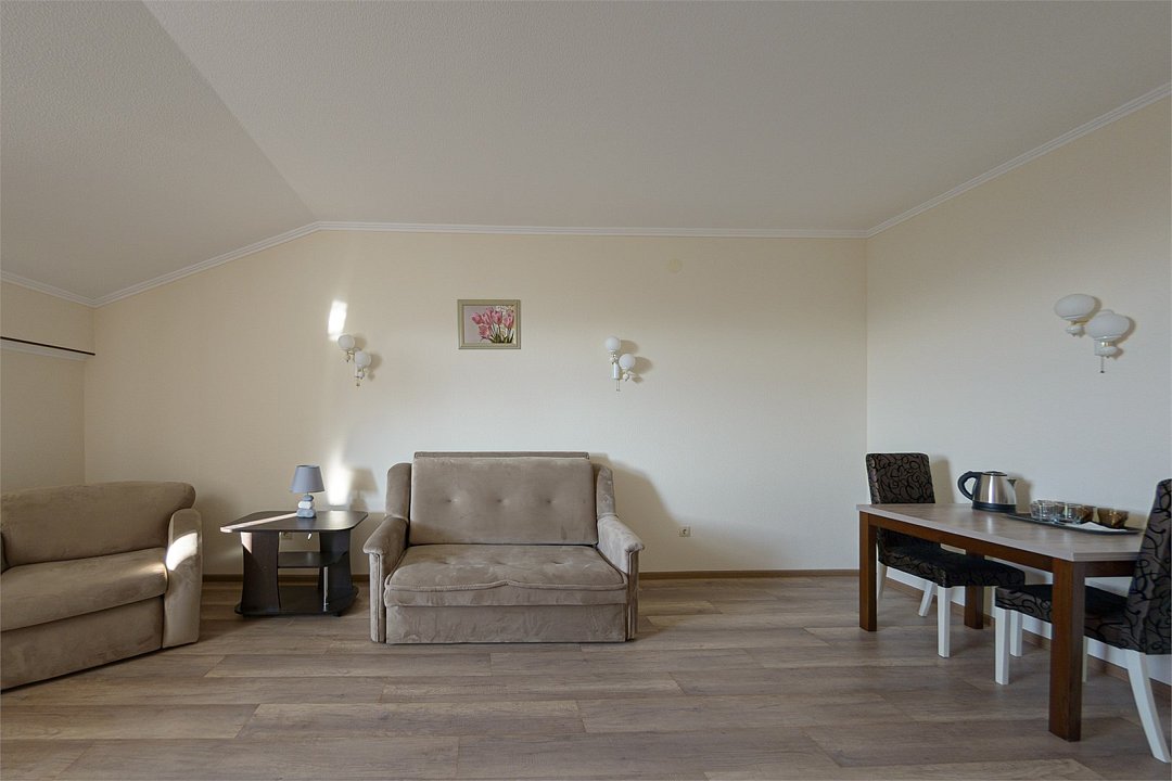 Полулюкс 5-местный 2-комнатный (405)