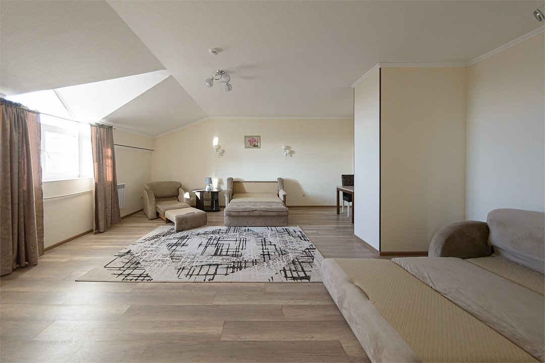 Полулюкс 5-местный 2-комнатный (405)