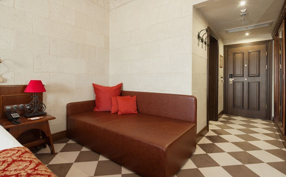 Стандартный 2-местный (с софой)