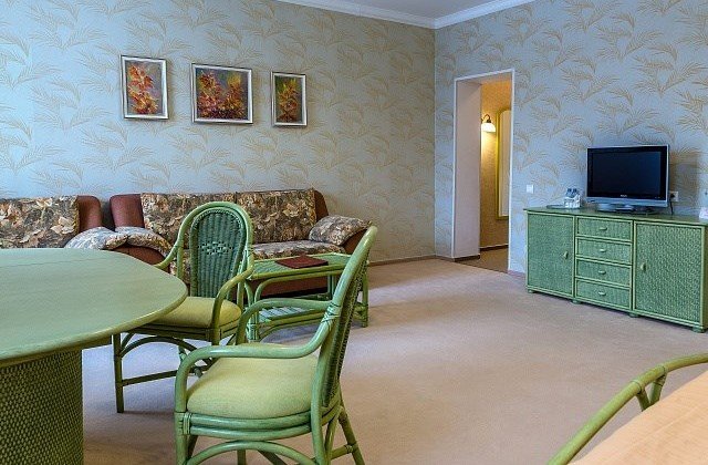 Джуниор сюит 2-местный (без балкона)