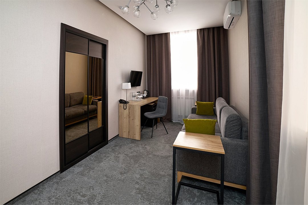 Люкс 2-местный 2-комнатный (без балкона)