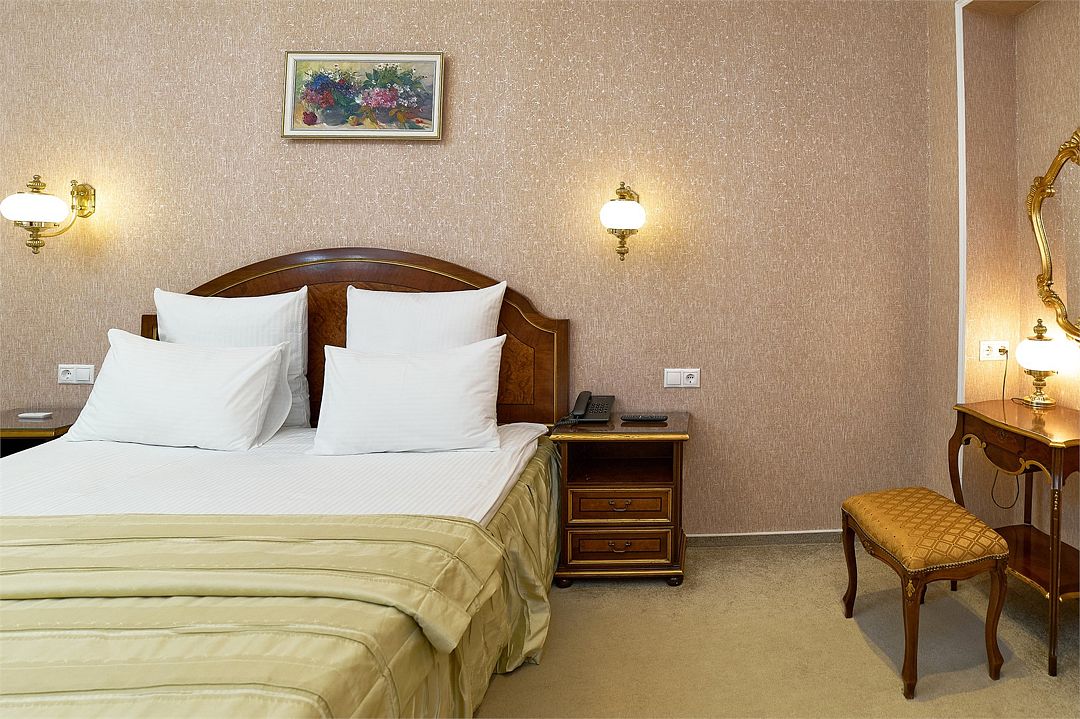 Люкс 2-местный 2-комнатный (без балкона)