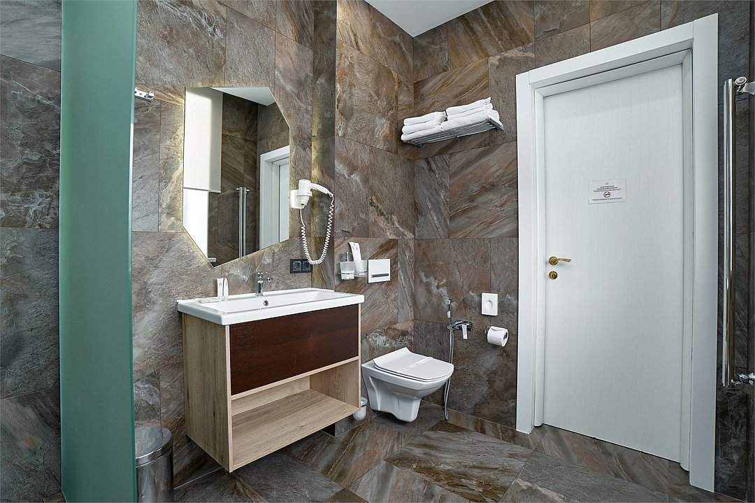 Люкс 2-местный 2-комнатный (без балкона)