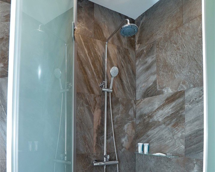 Люкс 2-местный 2-комнатный (без балкона)