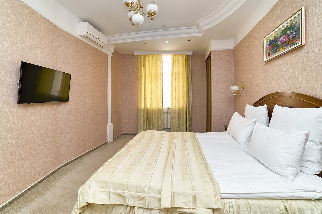 Люкс 2-местный 2-комнатный (с балконом)